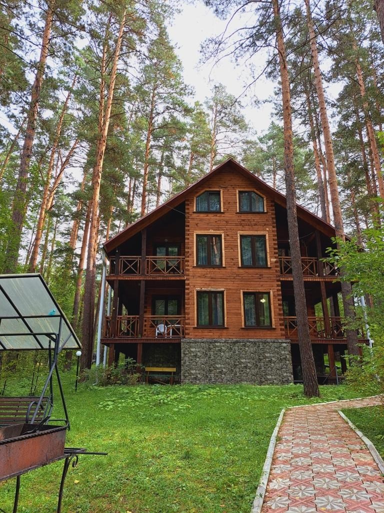 № 2, 4 ПОЛУЛЮКС   миниотели   №1,2 - фото 1