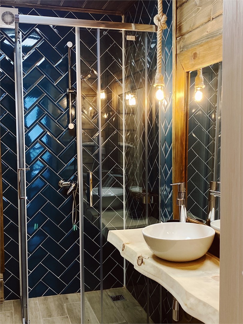 №8 | Premium A-Frame с двумя спальнями и камином (до 6 чел) - фото 9