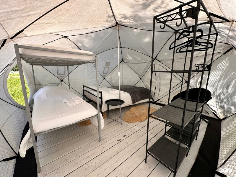 Палатка с 1 двуспальной и 1 двухъярусной кроватью на 1 береговой линии - фото 2