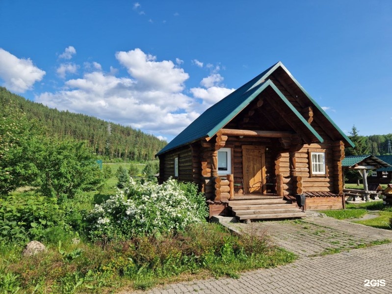 дом "Славянский" половина №1 - фото 1