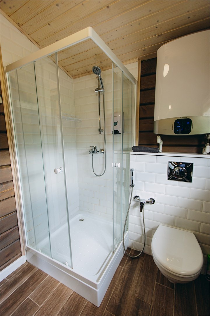 Шале - студия одноэтажное с двуспальной кроватью и диваном - фото 6