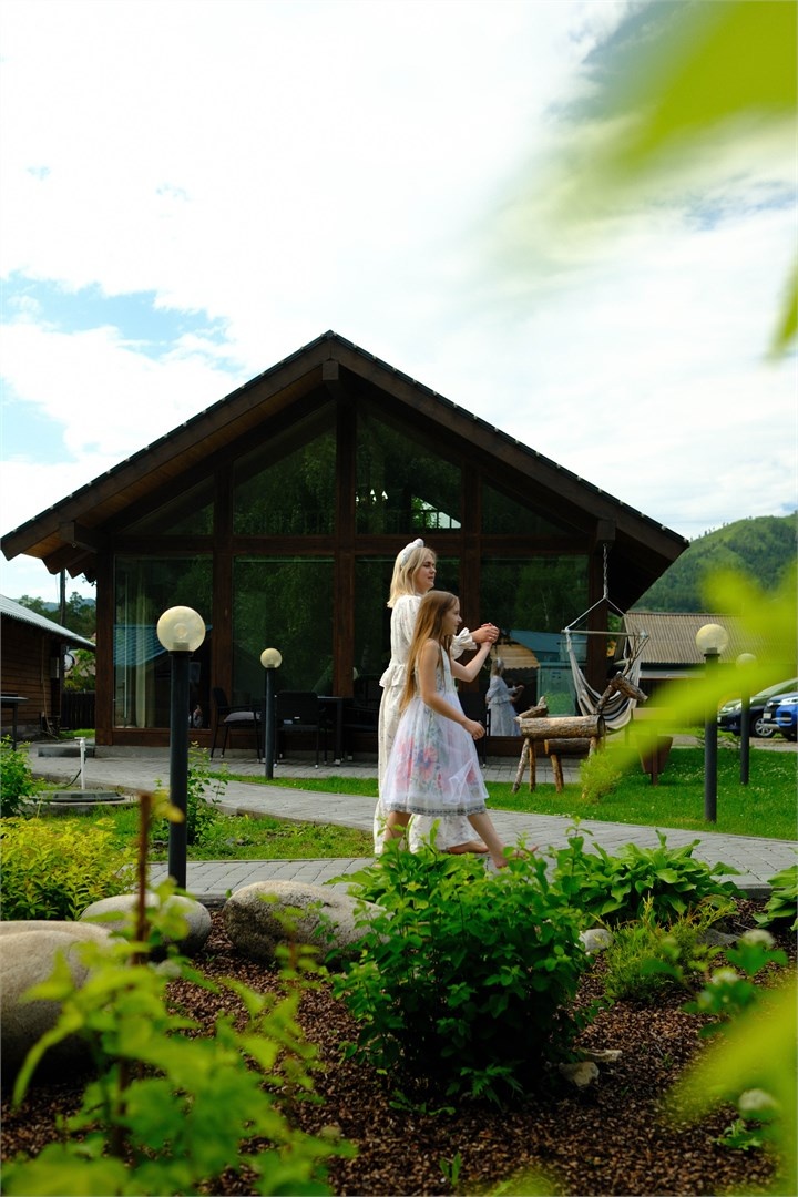 Шале двухэтажное с двумя спальнями, кухней-гостиной и видом на горы - фото 6