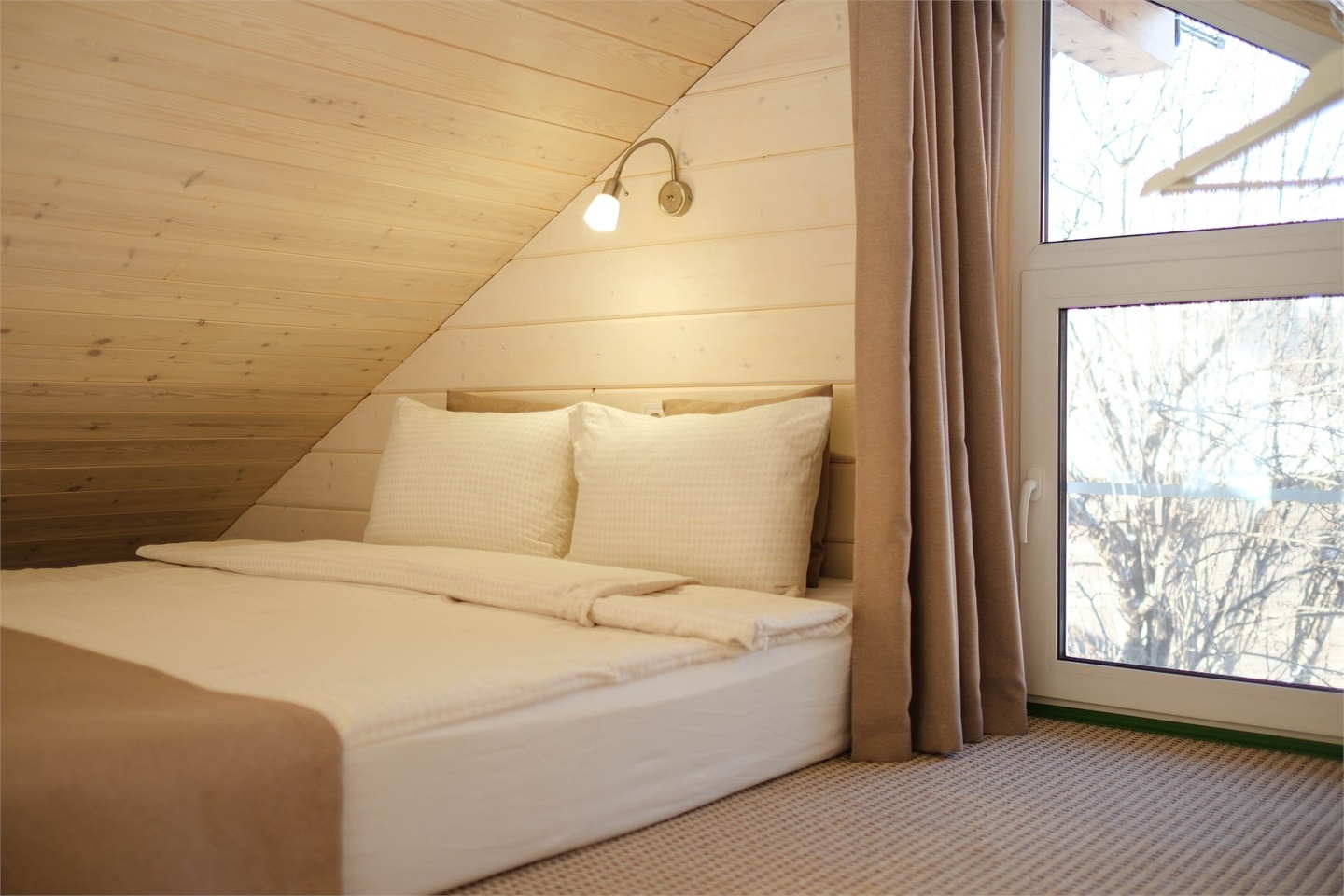 Шале двухэтажное с двумя спальнями, кухней-гостиной и видом на горы - фото 10