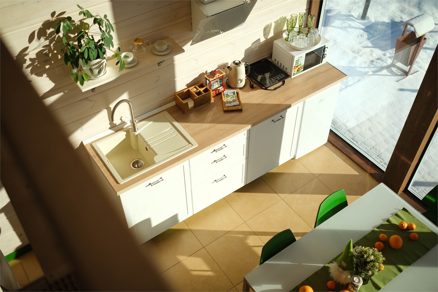 Шале двухэтажное с двумя спальнями, кухней-гостиной и видом на горы - фото 12