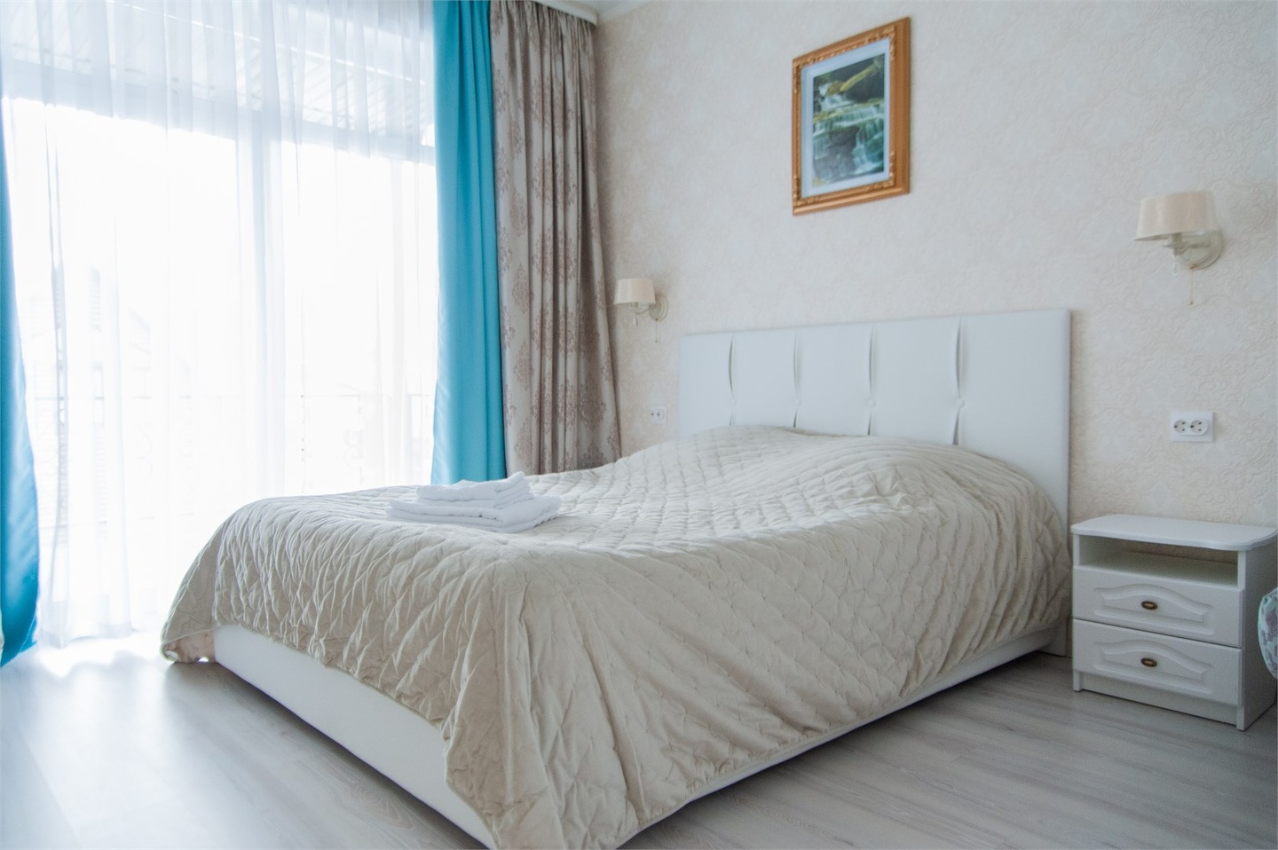 Классический улучшенный номер с диваном Воробьевы горы - фото 3