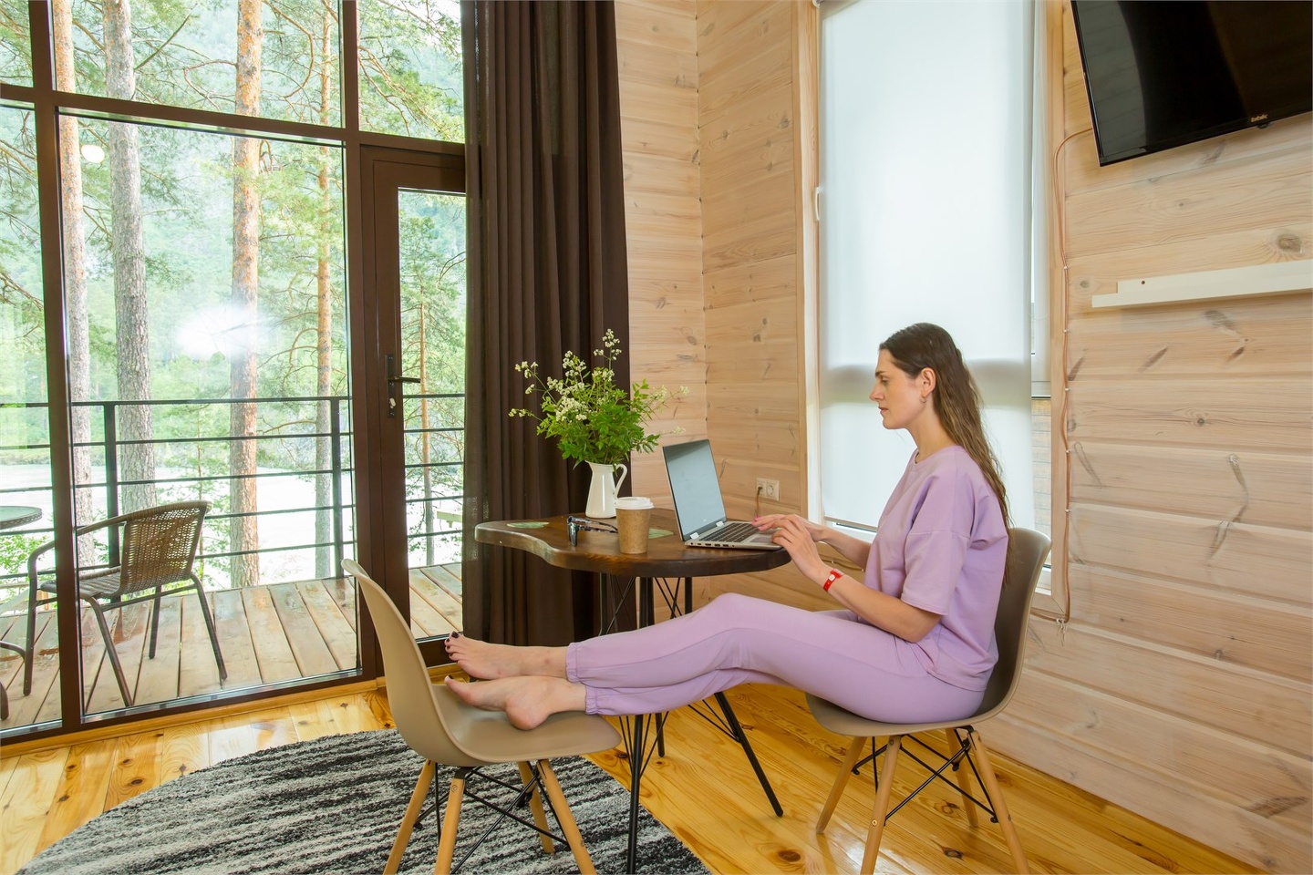 БУНГАЛО С ВИДОМ НА РЕКУ - фото 4