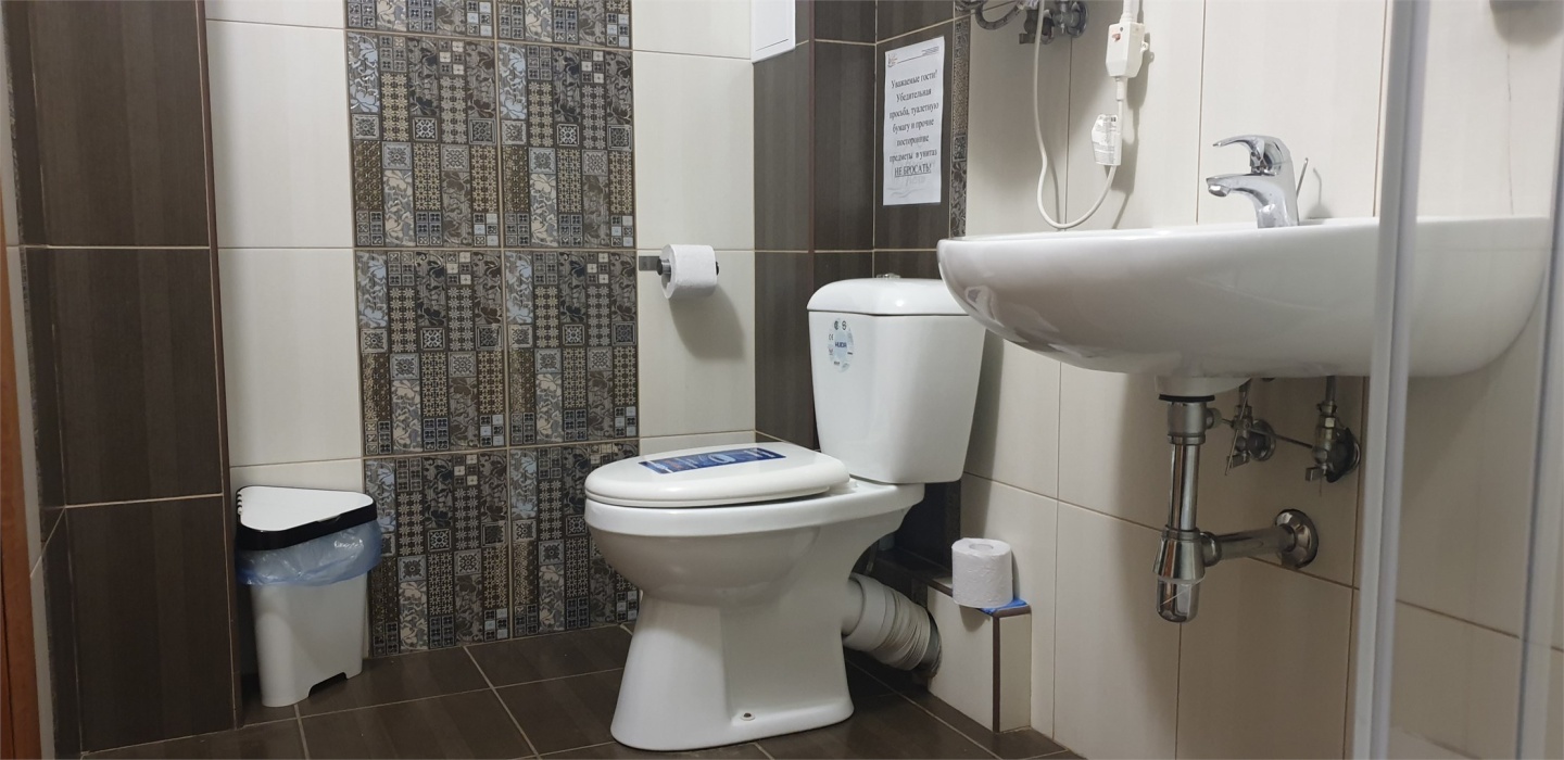 4-местный 3-комнатный стандарт первой категории 46 м2. Главный корпус - фото 5