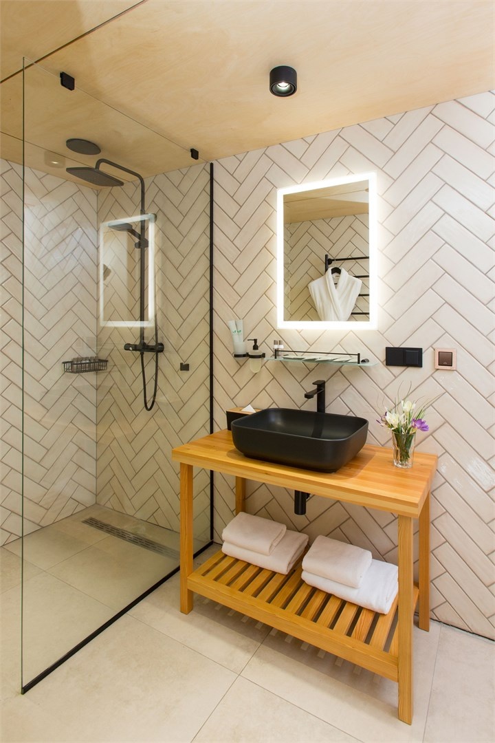 Барнхаус с большой двуспальной кроватью - фото 13