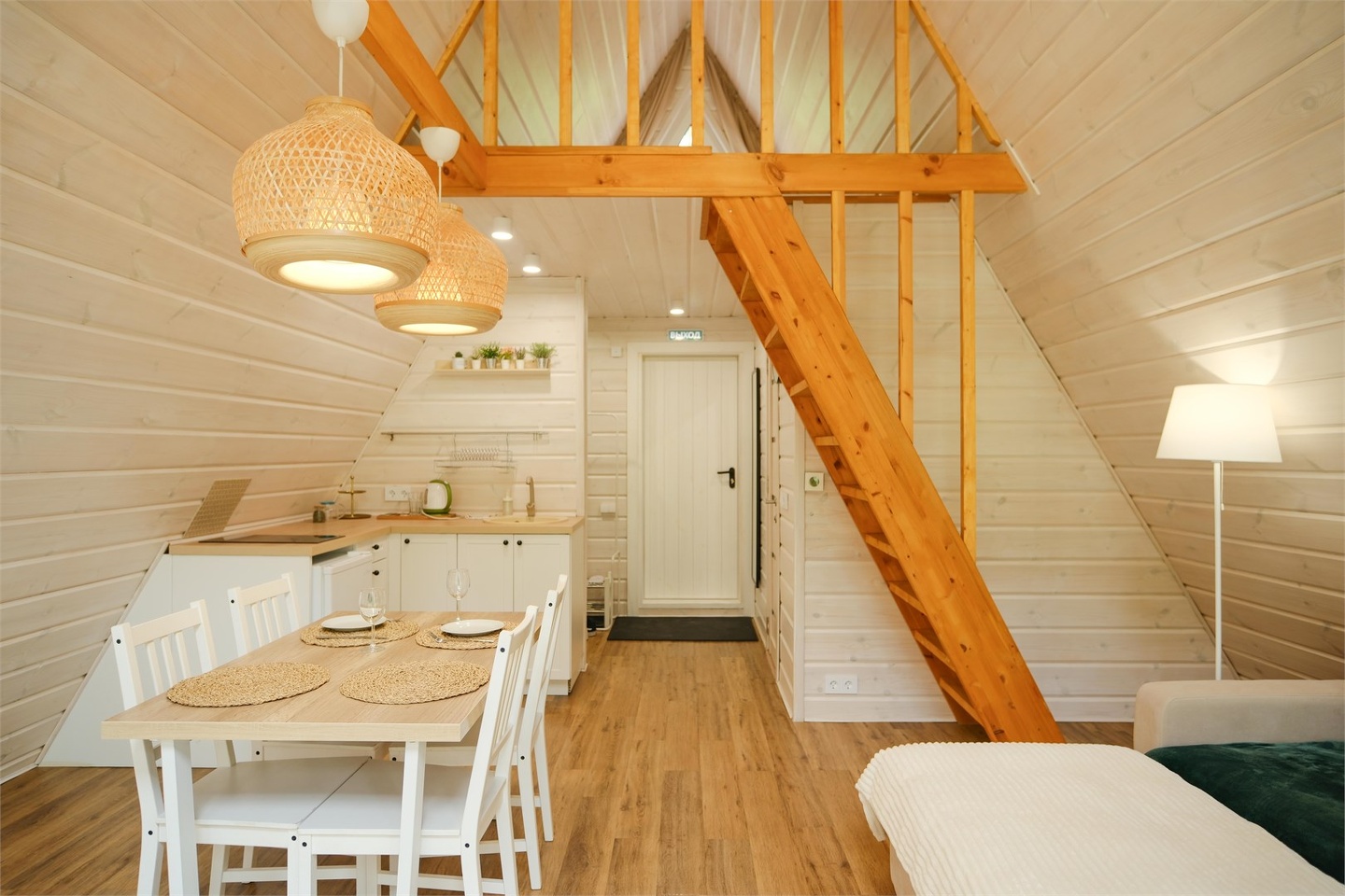 Шале в форме треугольника - фото 3