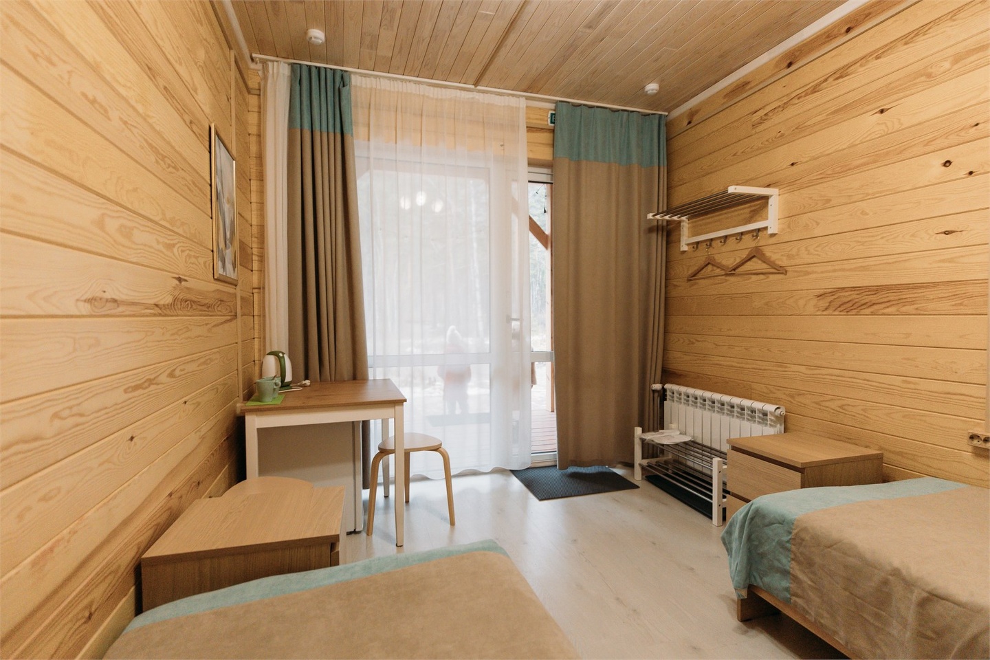 Стандартный номер с двумя раздельными кроватями - фото 2