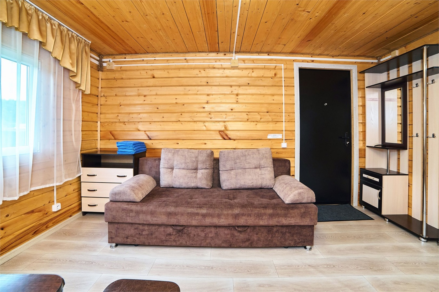 Трехкомнатный коттедж - фото 3