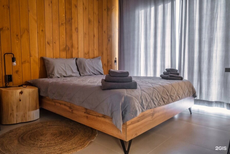 Стандарт (одна двуспальная кровать) - фото 1