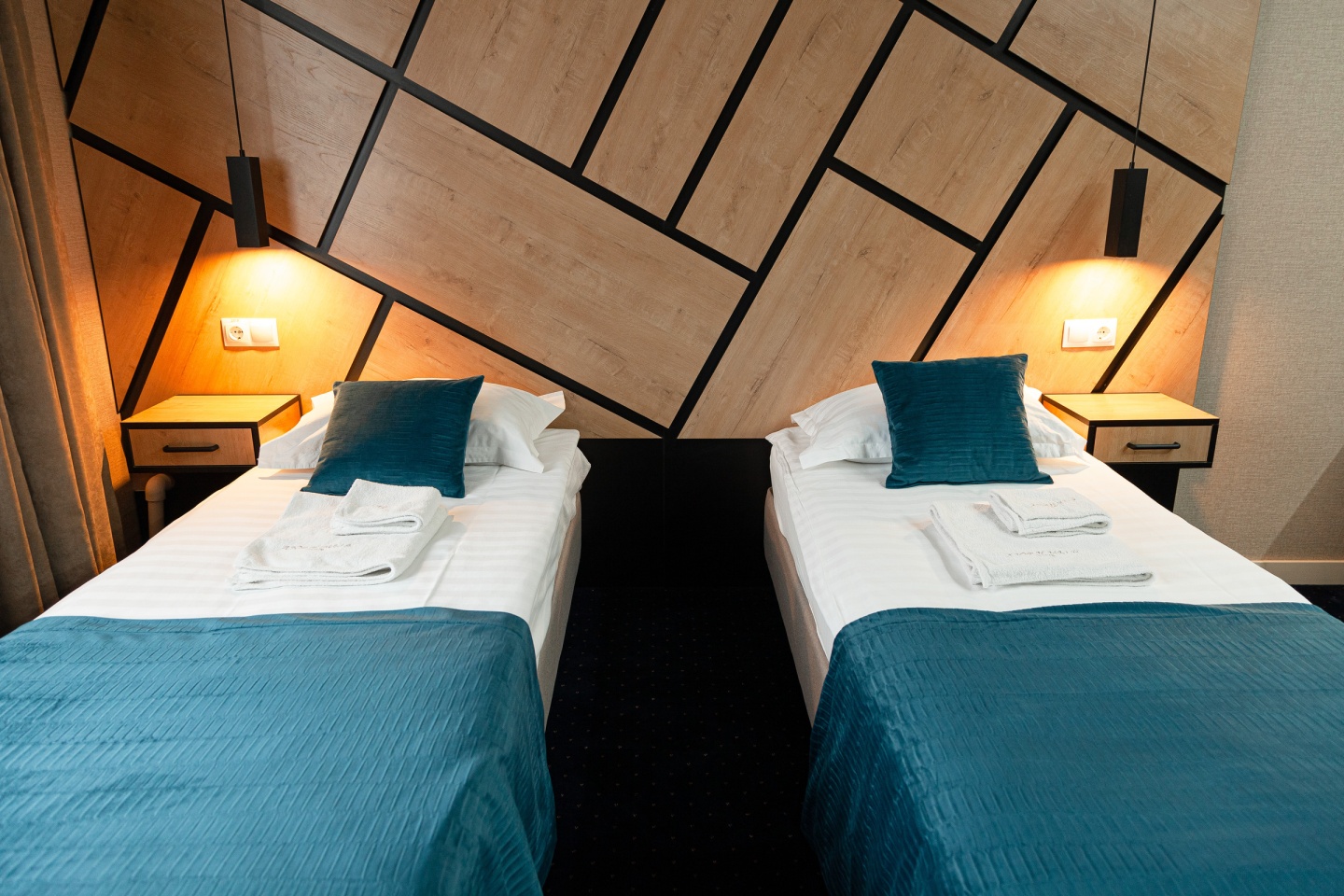 Стандарт с двумя односпальными кроватями (реновированый) - фото 1