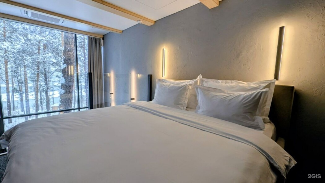 Двухэтажный номер люкс  36м²  в панорамном  триплексе для 2-4 гостей - фото 3