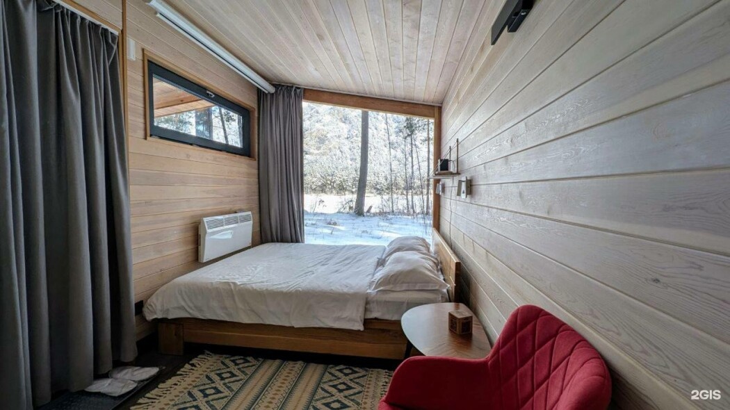Спальня в лесу для двоих - фото 1
