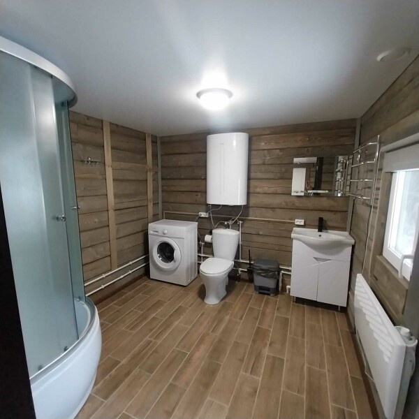 Большой деревянный дом - фото 4