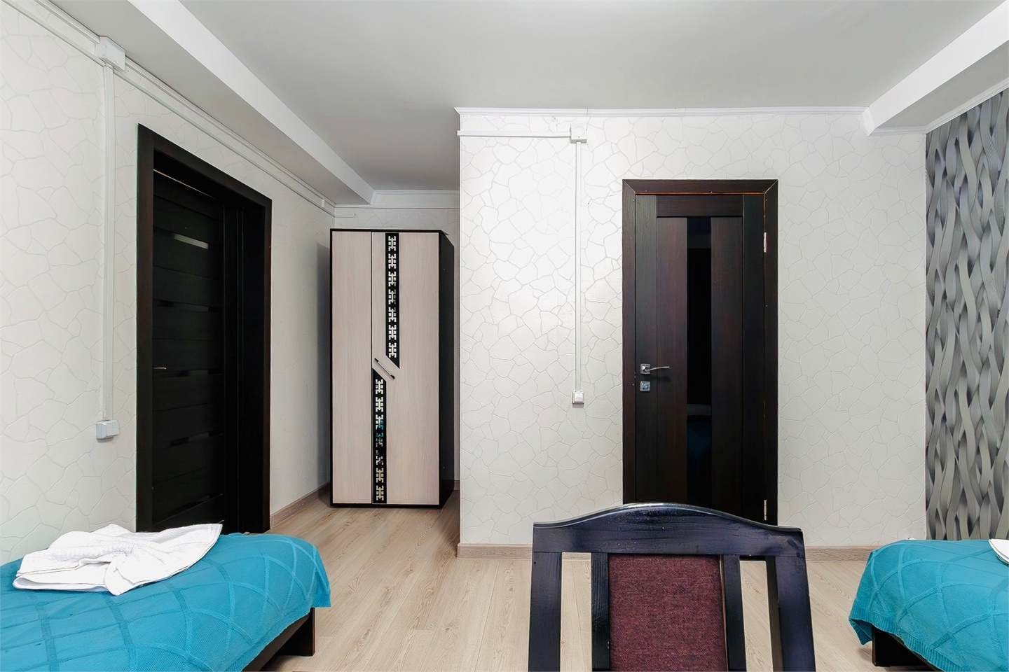 Стандарт с 2 односпальными кроватями (дом Катунь) - фото 7