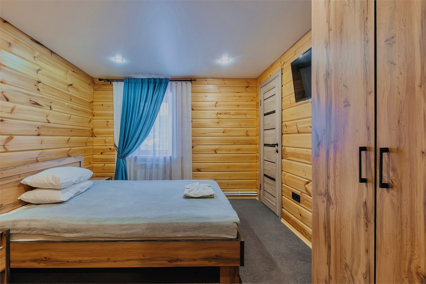 Стандарт улучшенный 2-х местный (дом Кедр) - фото 7