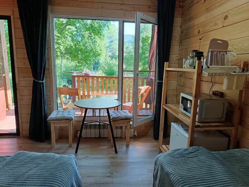 дом с панорамным окном - фото 6