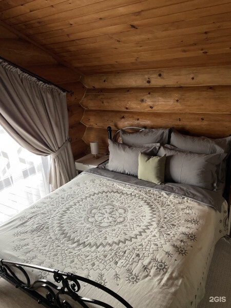 Большая половина дома - фото 15