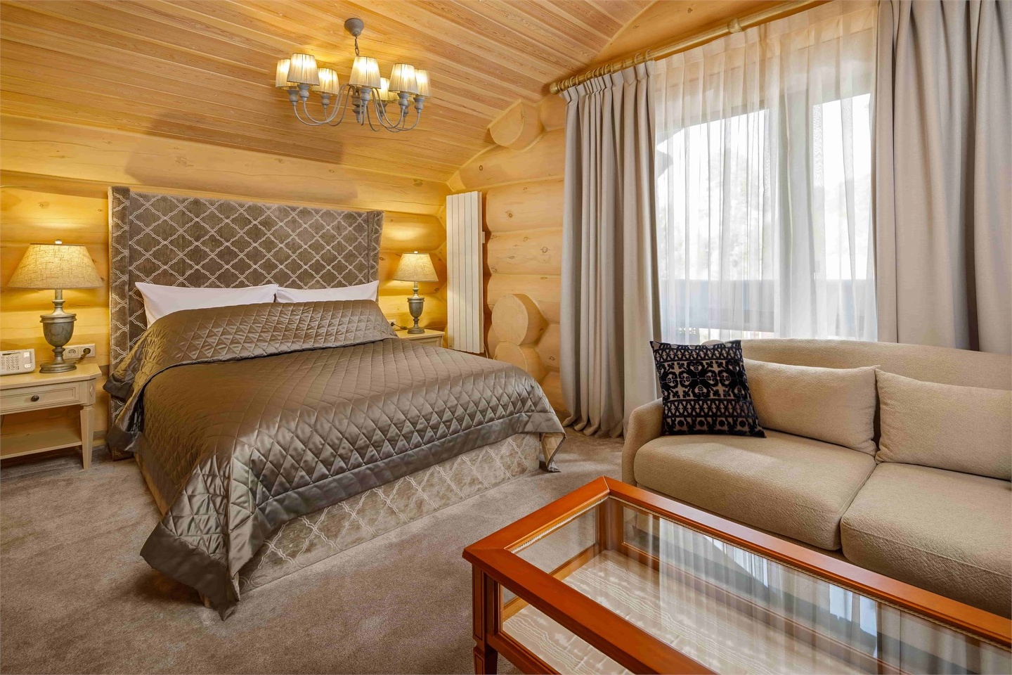 Royal Chalet - фото 2
