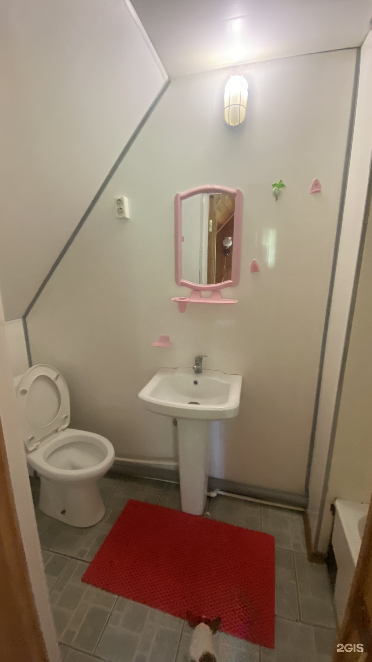 Стандартный семейный двухкомнатный номер с балконом - фото 7