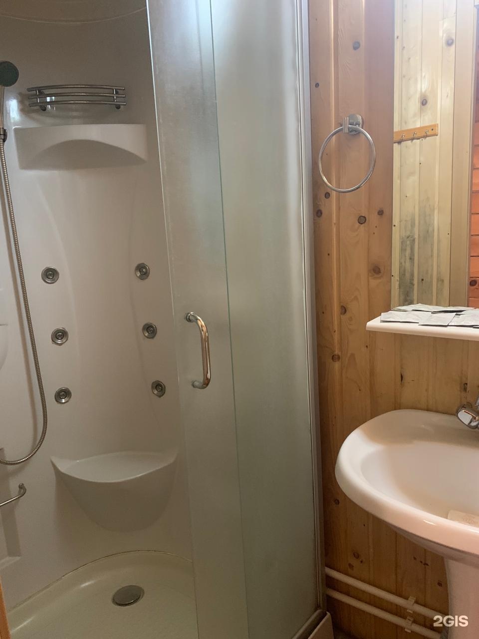 Стандартный семейный двухкомнатный номер с террасой - фото 11