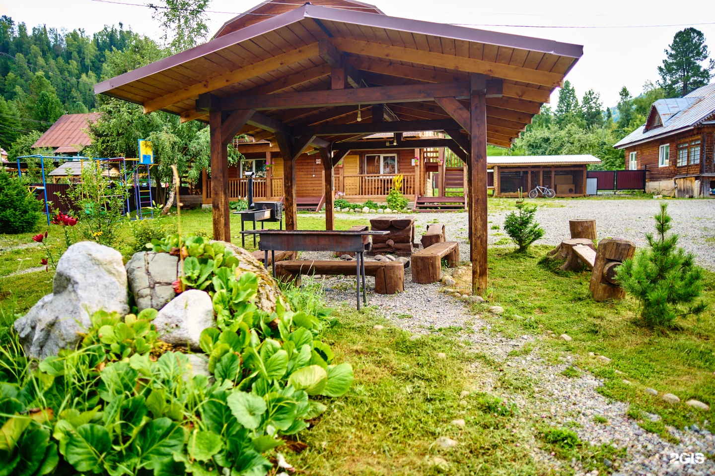 Трехместный номер с двуспальной и односпальной кроватями - фото 8