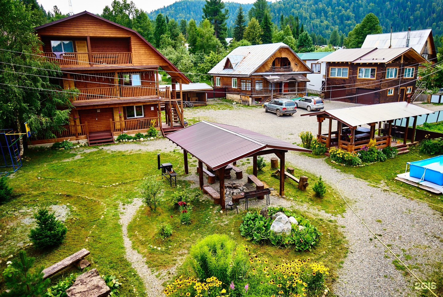 Трехместный номер с двуспальной и односпальной кроватями - фото 9