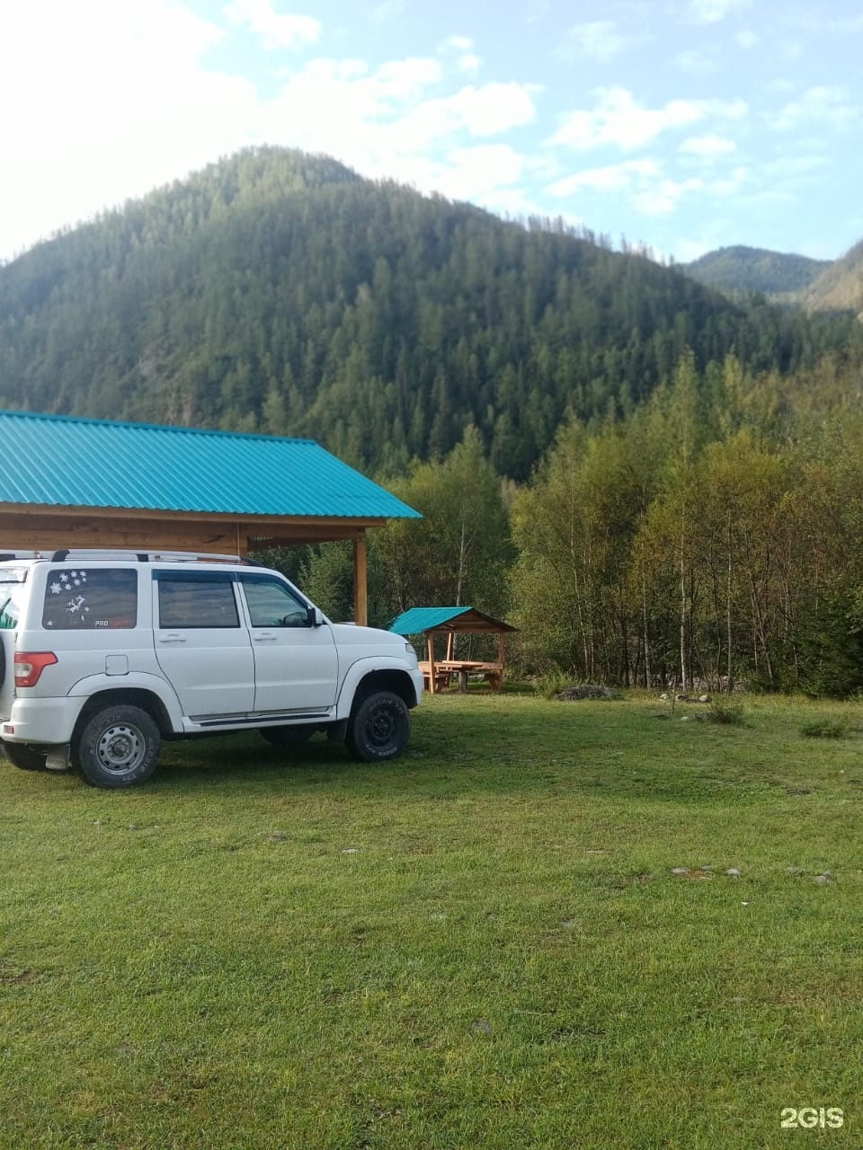 Трехместный номер с двуспальной и односпальной кроватью - фото 4