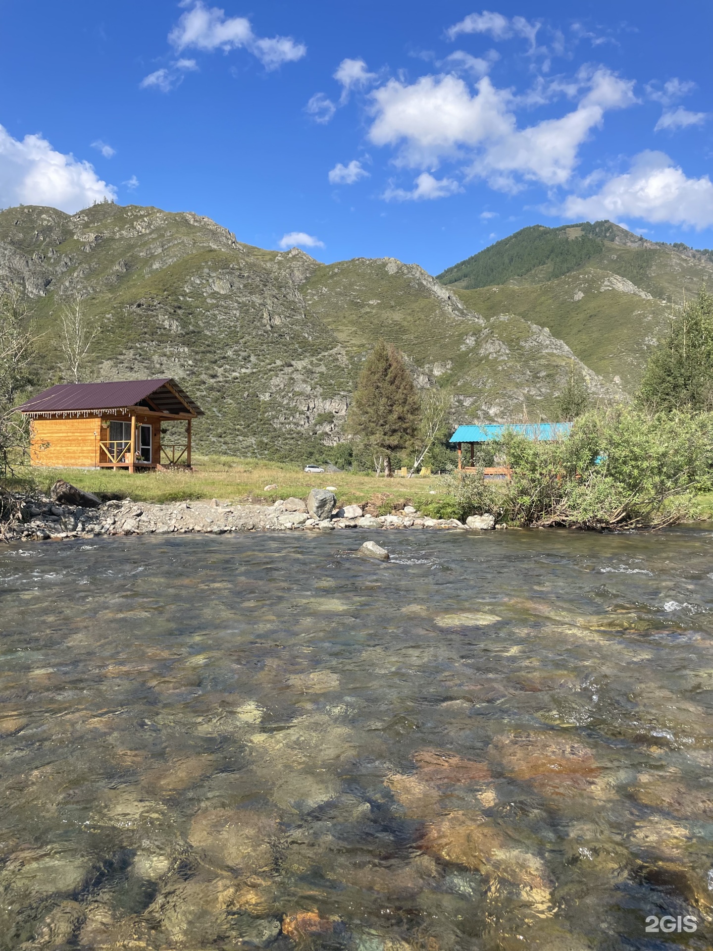 Трехместный номер с двуспальной и односпальной кроватью - фото 3