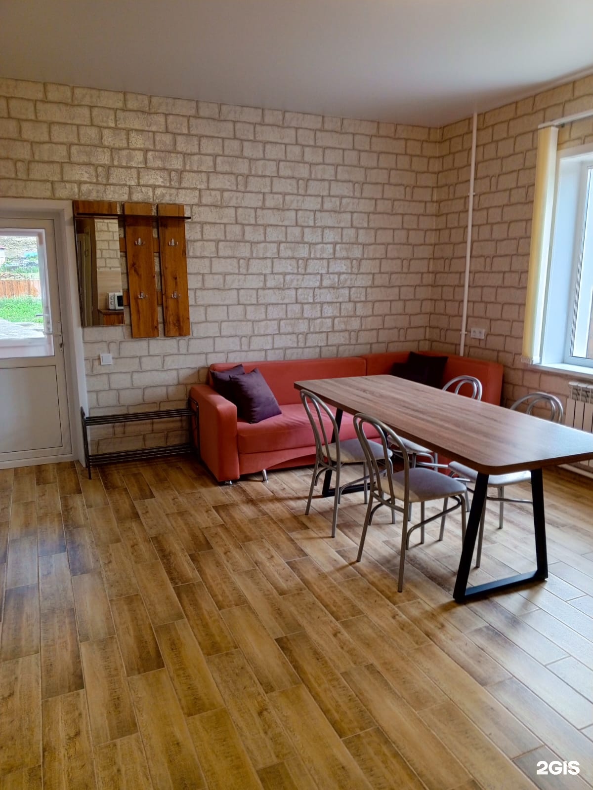 Дом двухкомнатный с 2 спальнями - фото 2