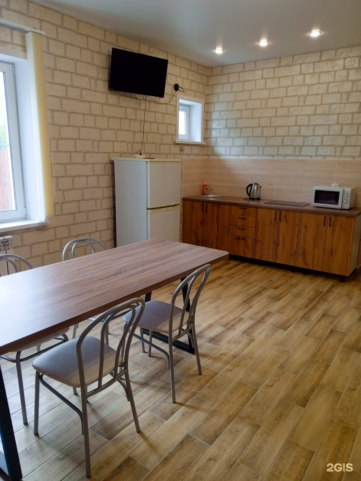 Дом двухкомнатный с 2 спальнями - фото 3