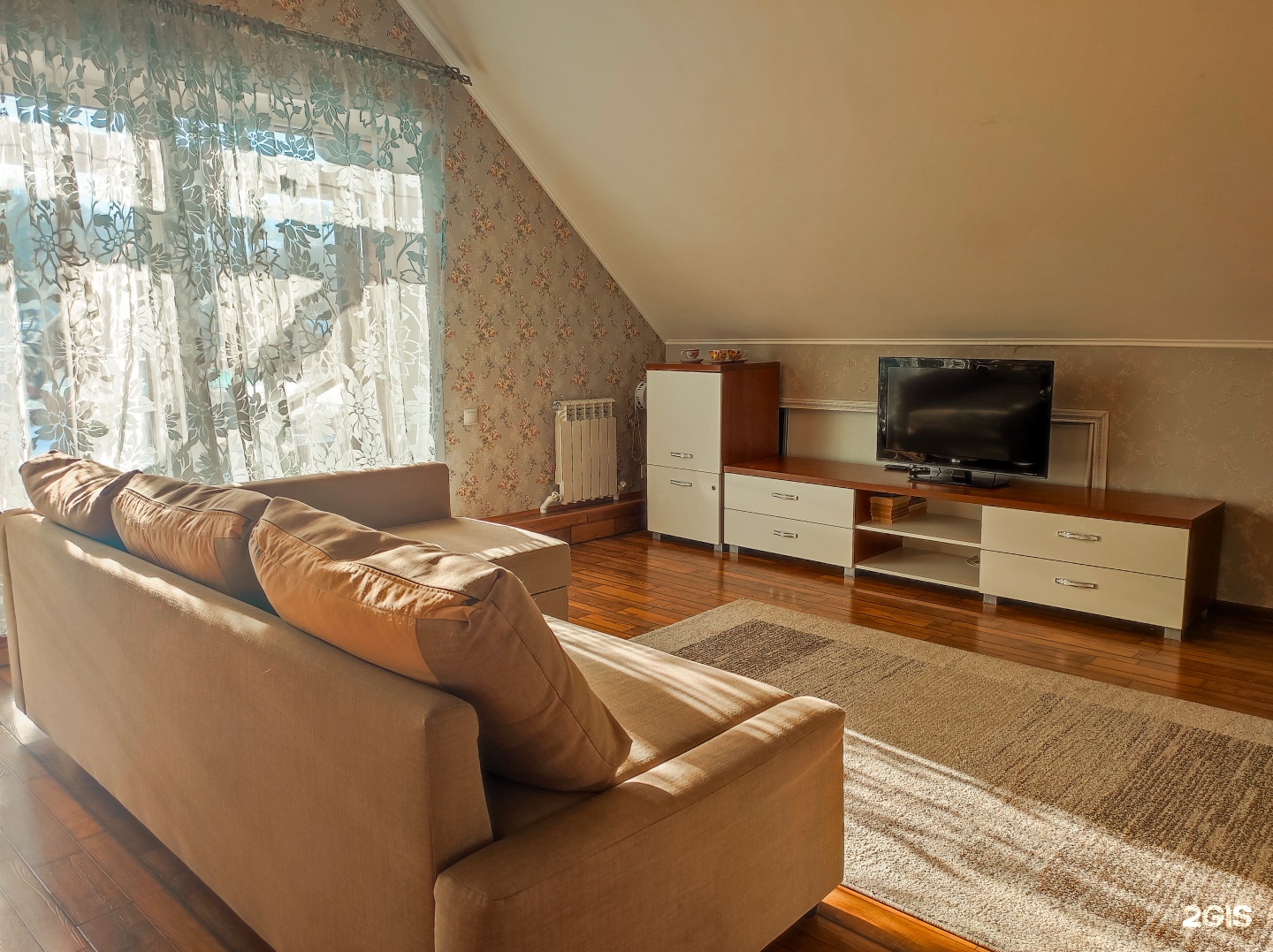 Трехместный номер с 3 односпальными кроватями - фото 3