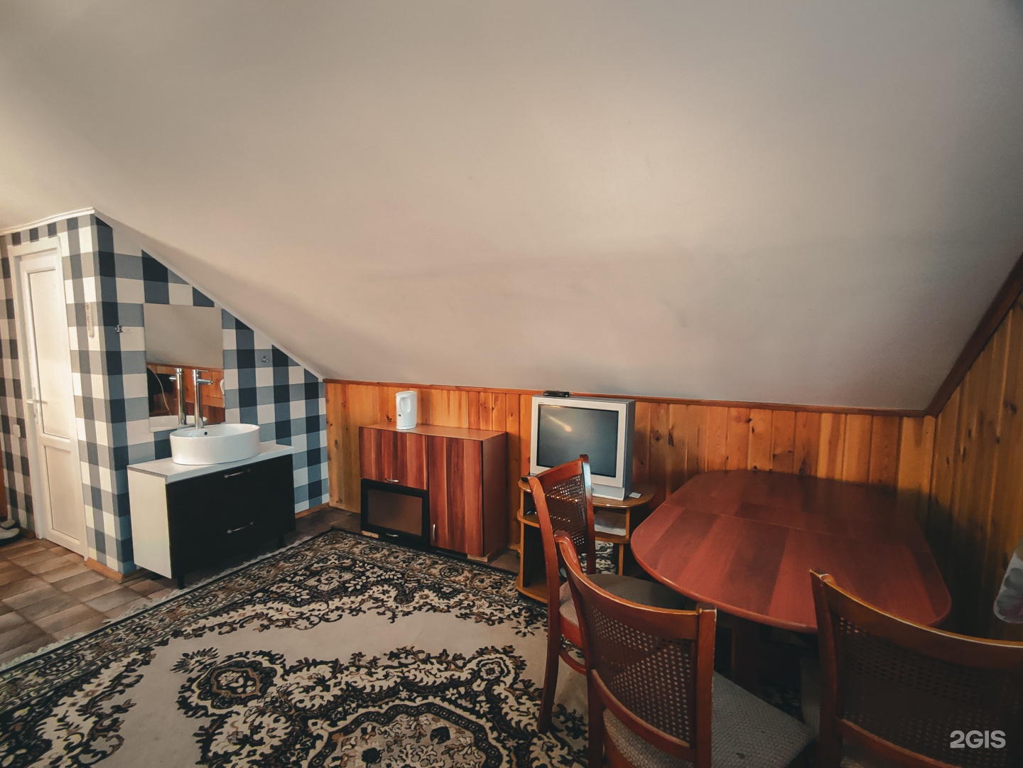 Стандартный номер в мансарде - фото 2