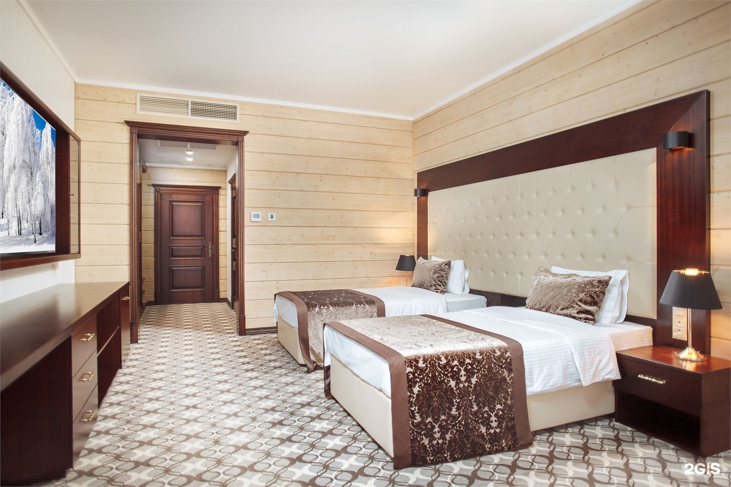 Улучшенный с террасой в здании гостиницы "Эдельвейс" - фото 1