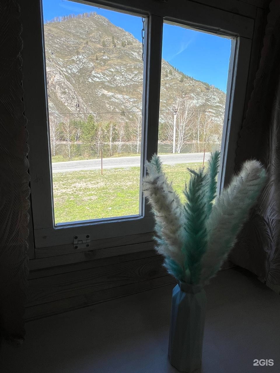 Трехместный номер с двуспальной и односпальной кроватями - фото 6