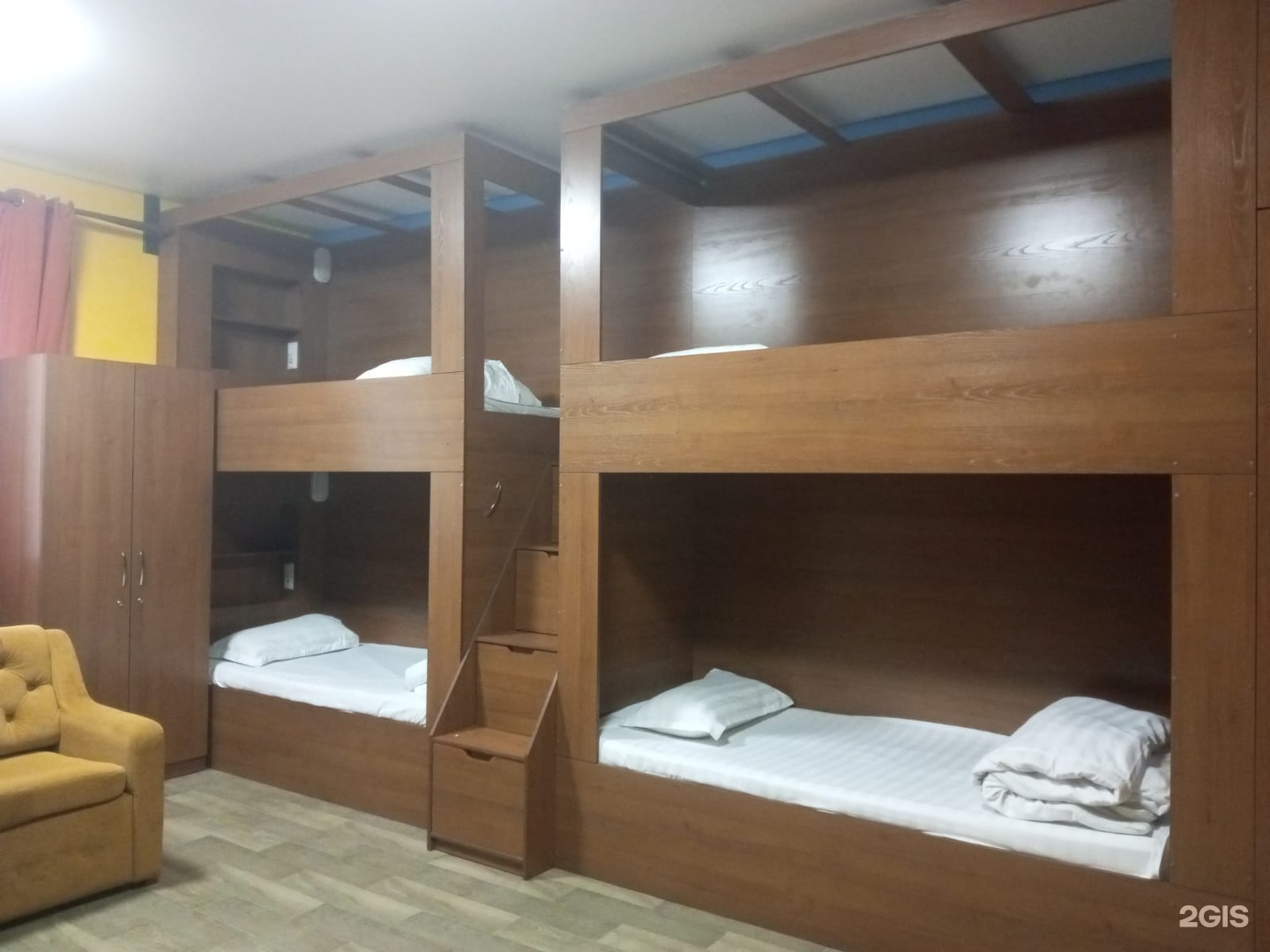 Койко-место в мужском номере на 8 человек - фото 3