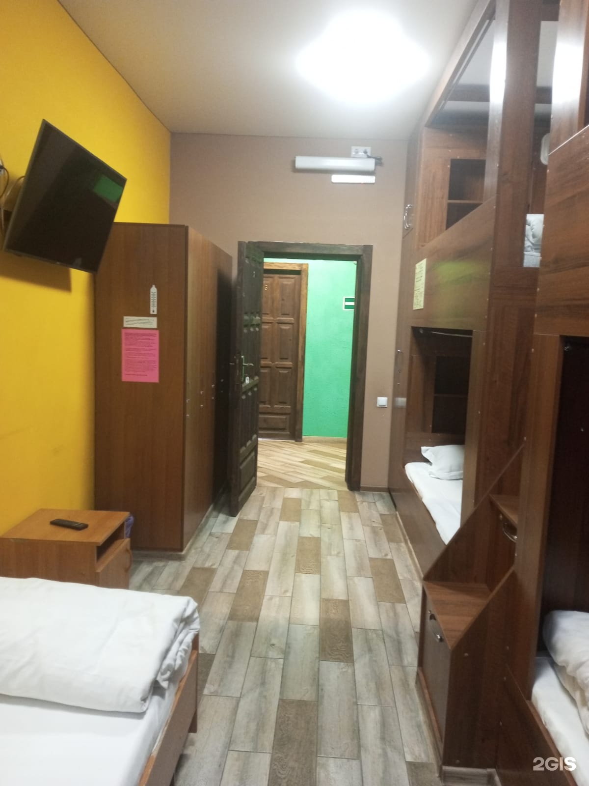 Койко-место в мужском номере на 6 человек - фото 2