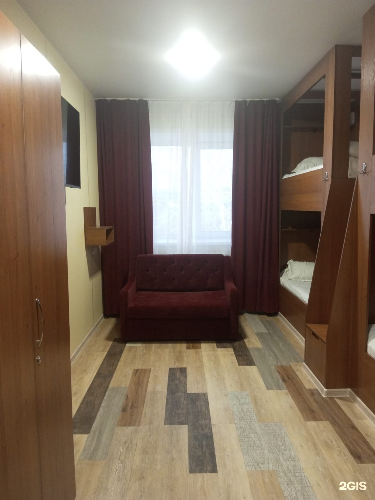 Койко-место в женском номере на 4 человека - фото 3