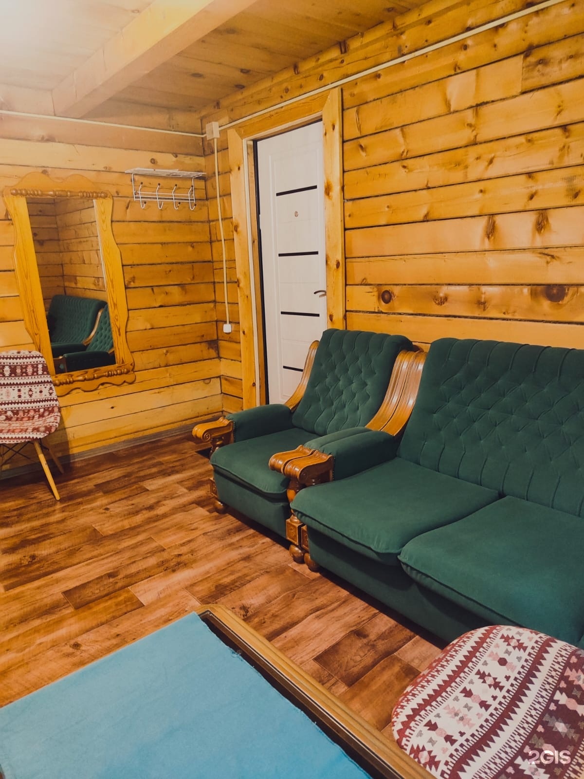 Трехместный номер с двуспальной и односпальной кроватью - фото 1