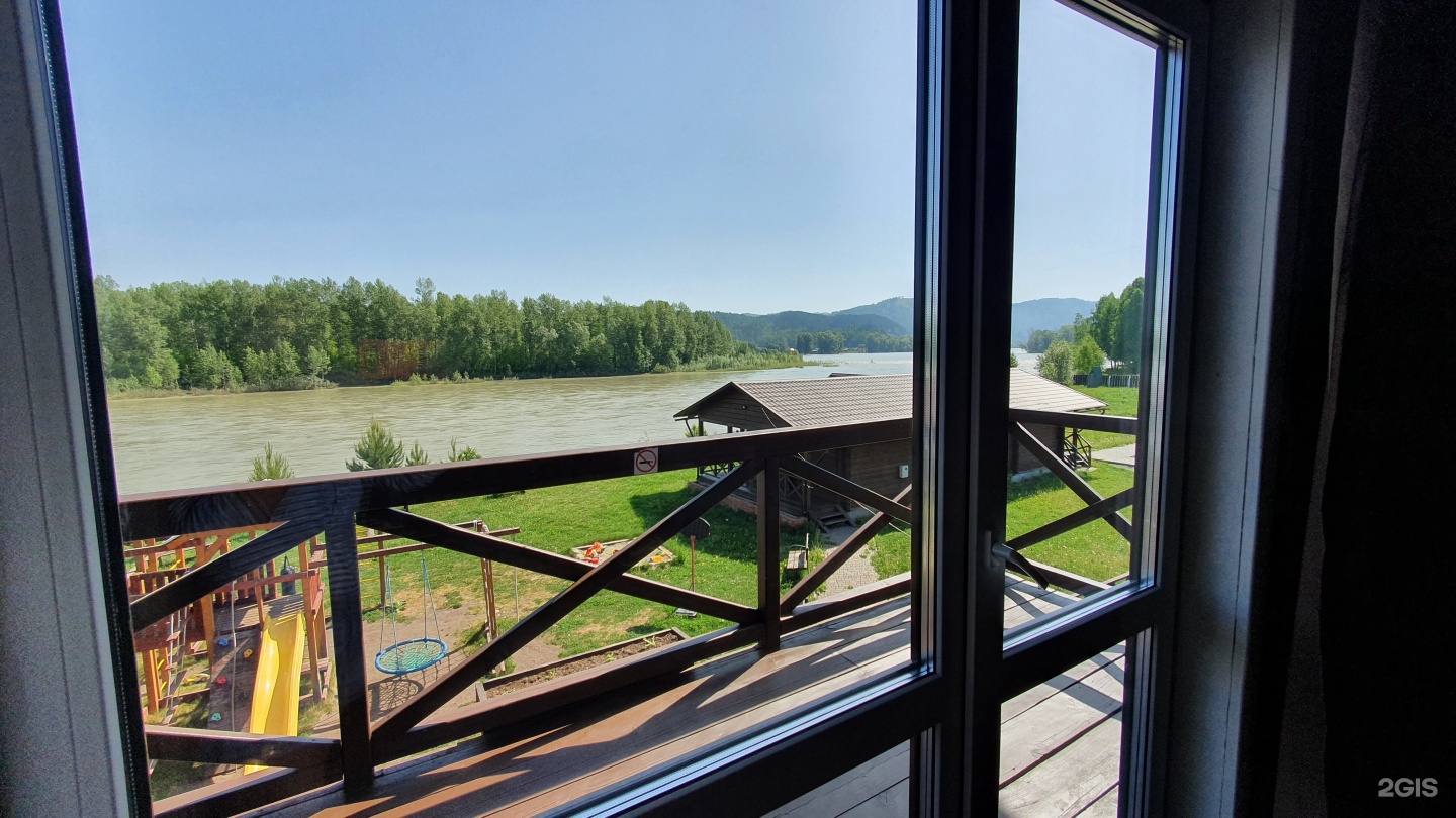 Семейный номер с видом на озеро - фото 5