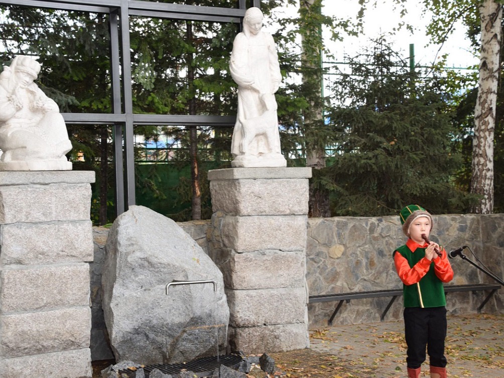 Скульптурная композиция Ырысту и Аленушка - фото 4