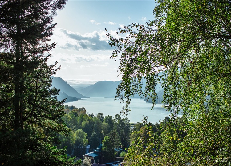 Стандарт с видом на озеро с 2 двуспальными кроватями - фото 1