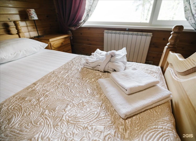 Стандарт с видом на озеро с 2 двуспальными кроватями - фото 6