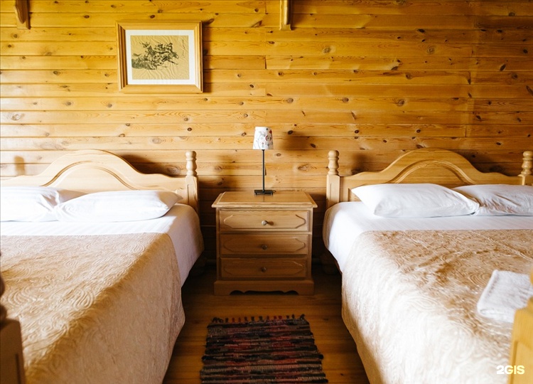 Стандарт с видом на территорию с двуспальной и односпальной кроватью - фото 2