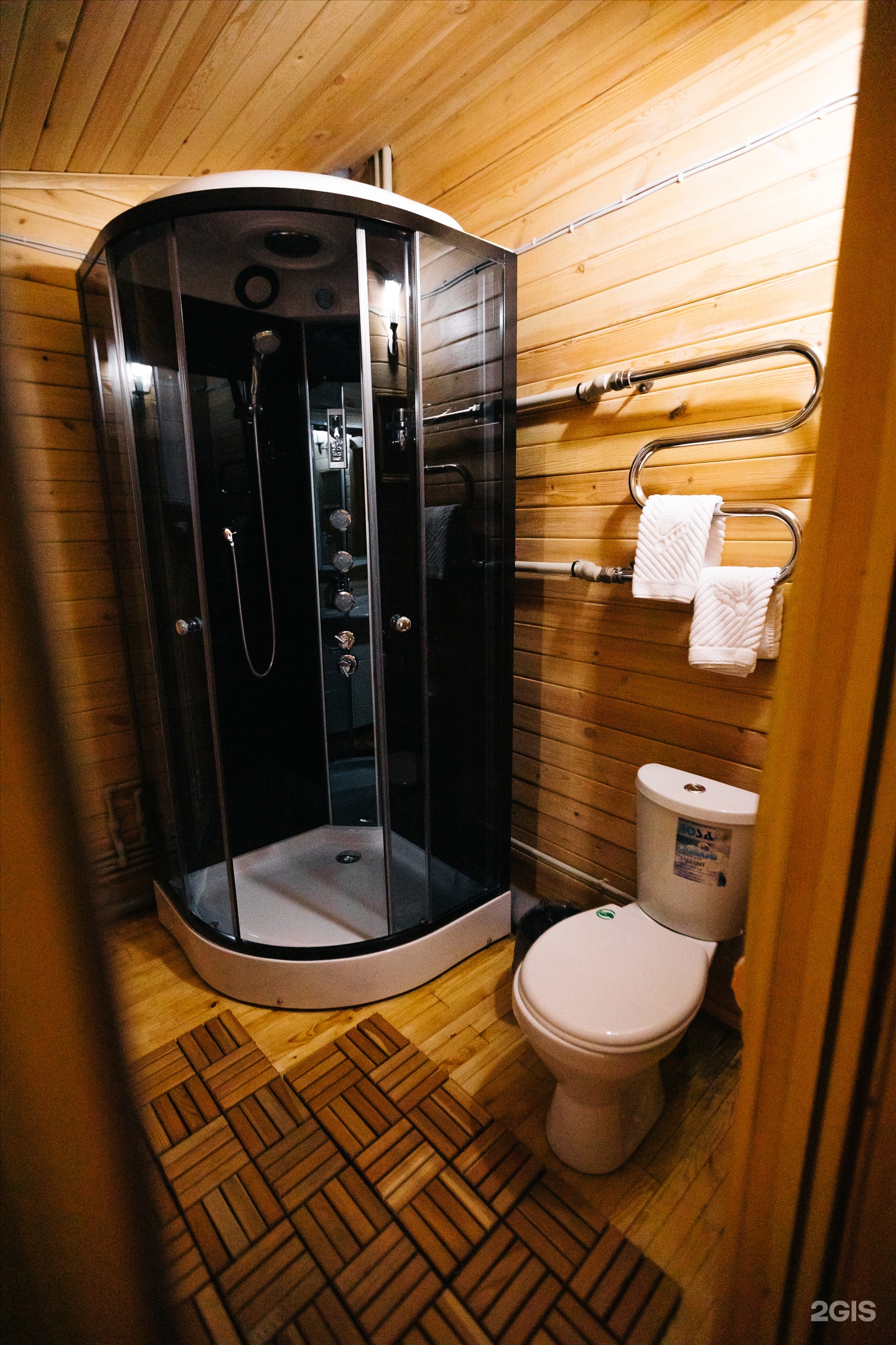 Стандарт с видом на озеро с 2 односпальными кроватями - фото 4