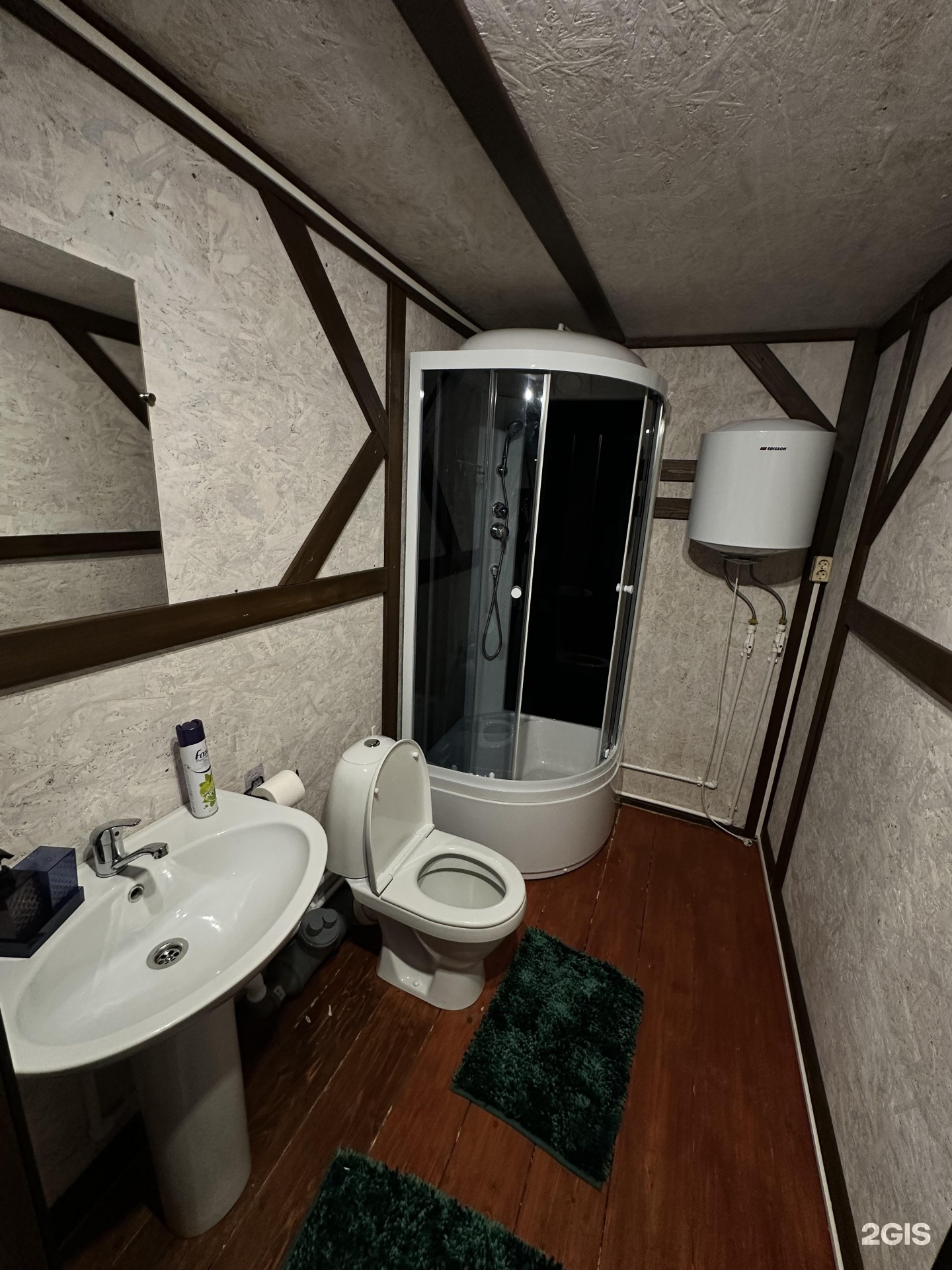 Стандартный номер в мансарде - фото 3