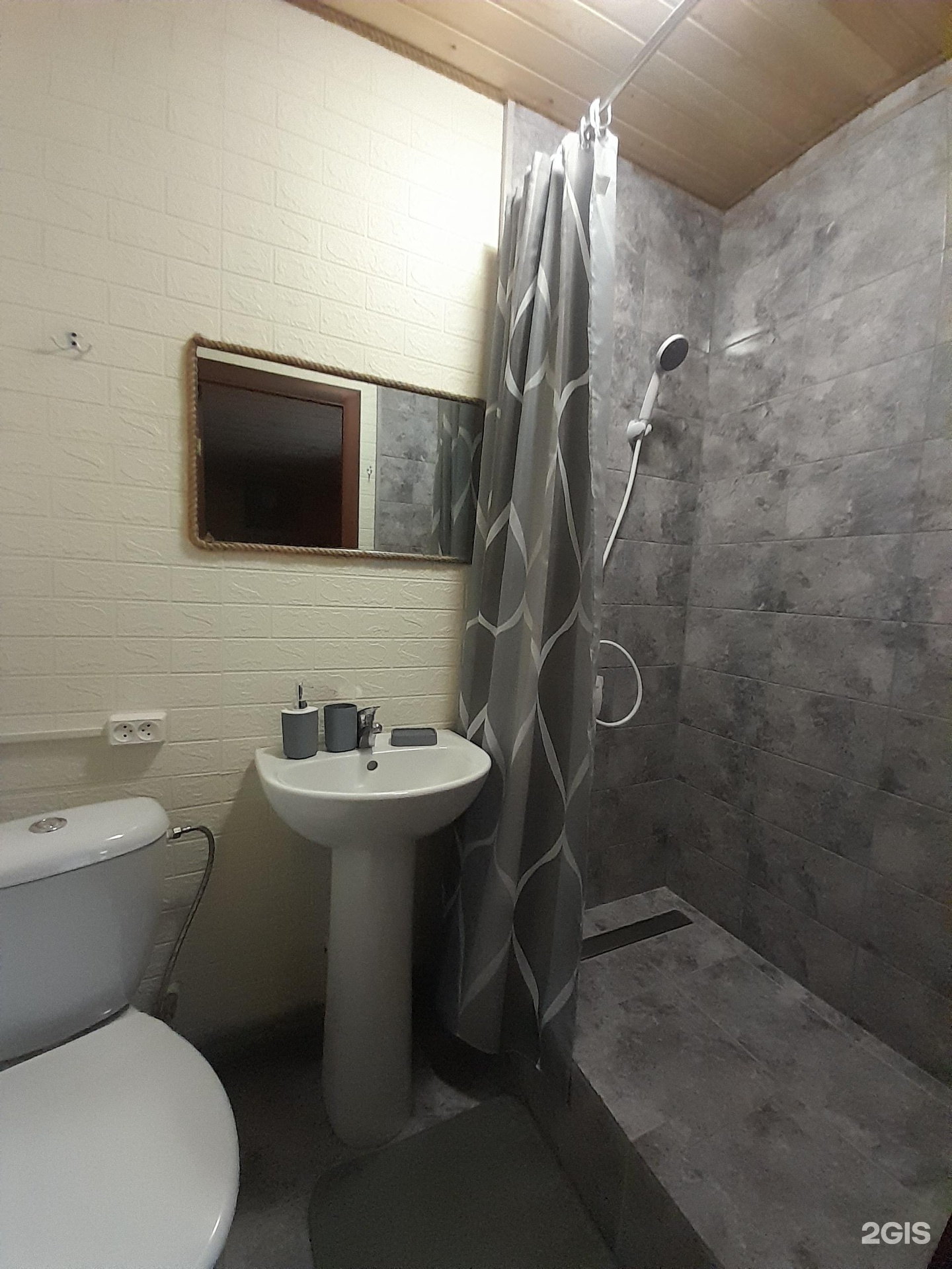 Люкс четырехместный - фото 3