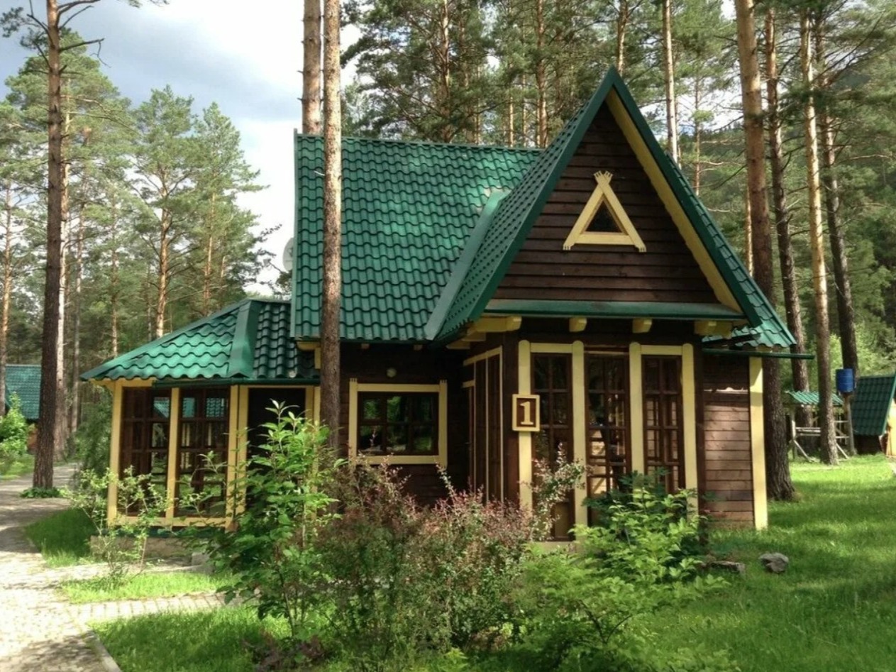 База отдыха "Кедровый остров" - фото 1